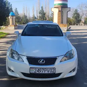 Lexus IS series, 2008