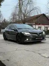 Toyota Camry, 2018-6