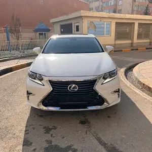 Lexus ES series, 2014