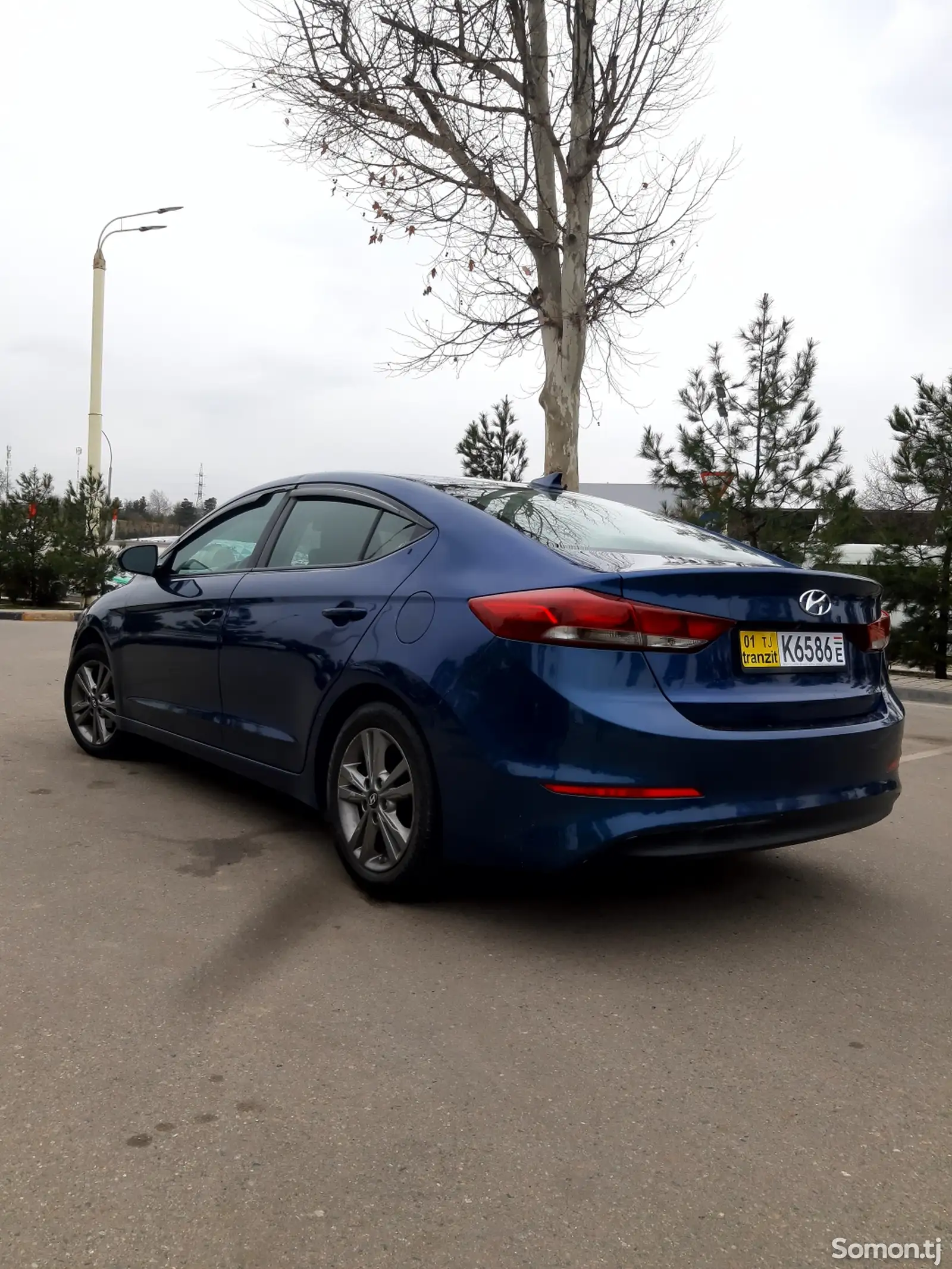 Hyundai Elantra, 2017-1