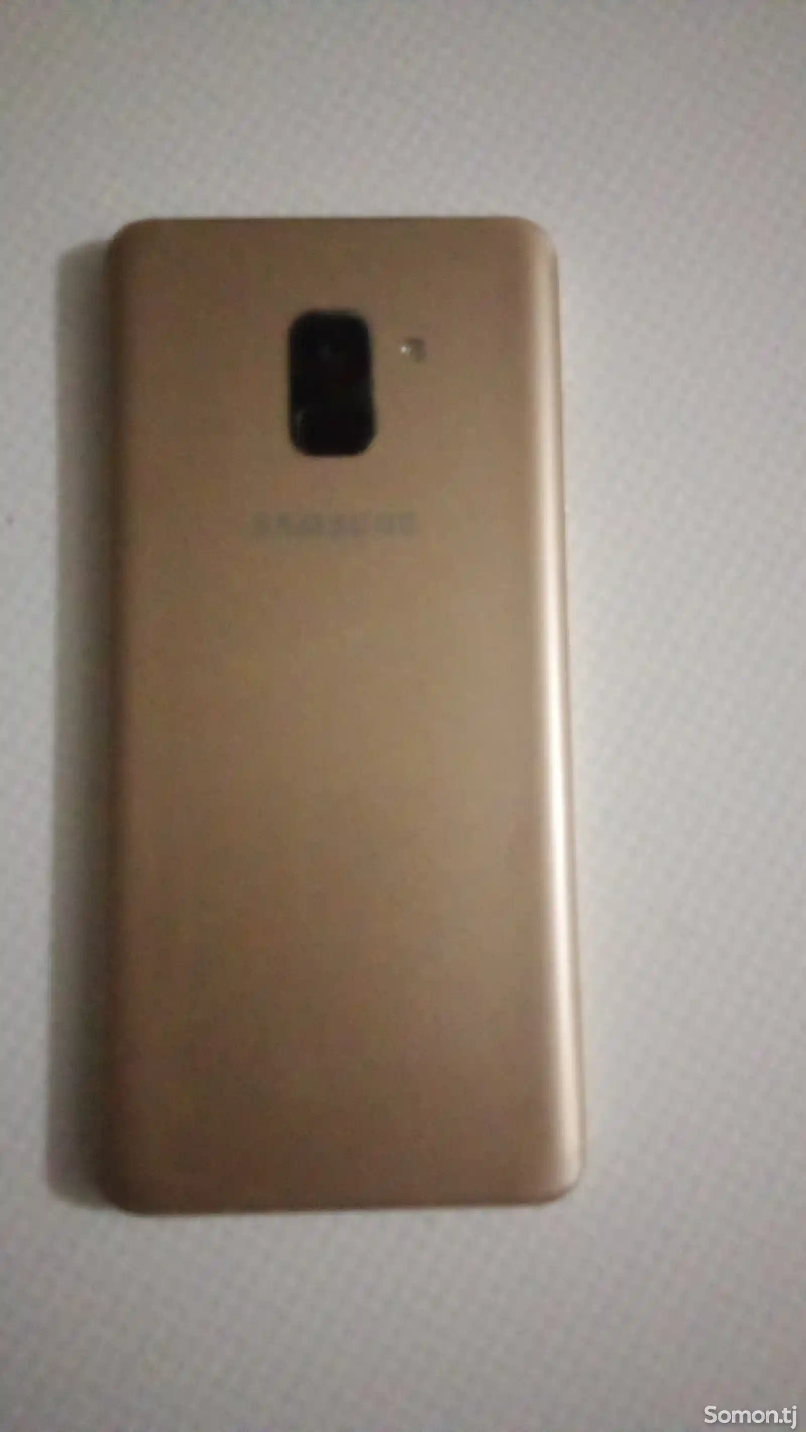 Samsung Galaxy A8 plus-5