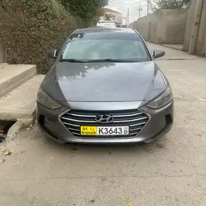 Hyundai Elantra, 2016