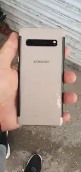 Samsung Galaxy S10 5G-3