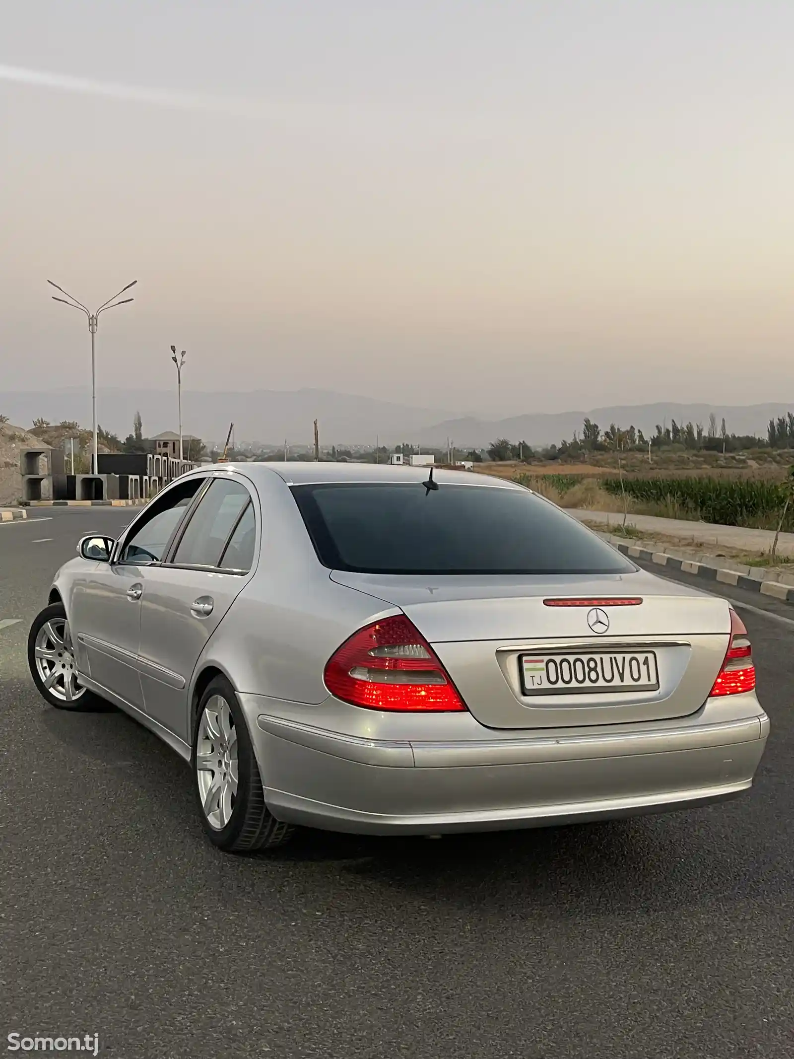 Mercedes-Benz E class, 2002-5