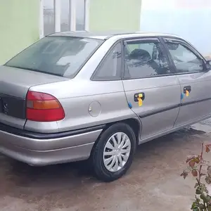 Opel Astra F, 1995