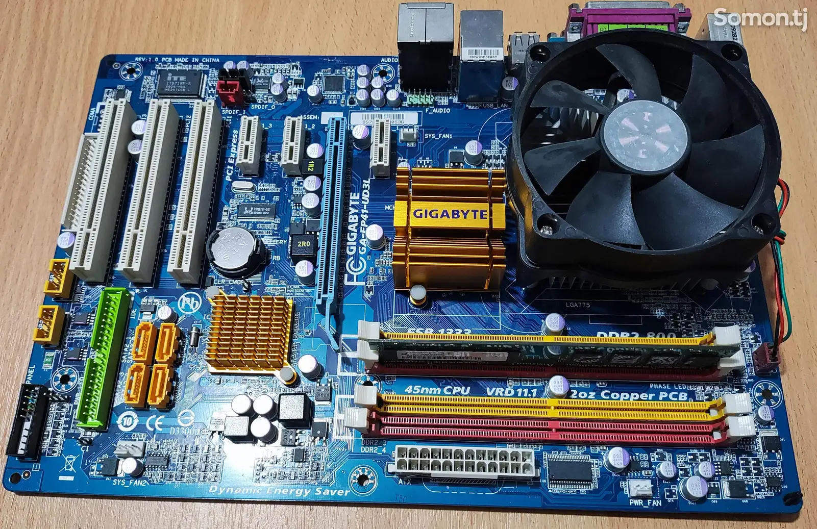 Материнская плата Gigabyte 775 ddr2-1