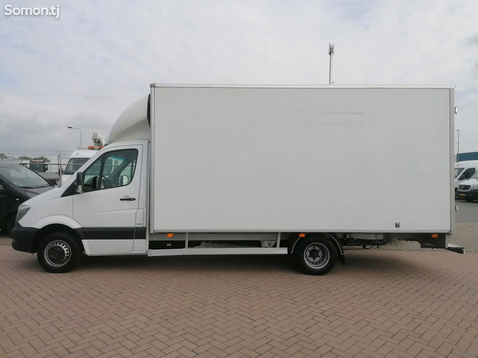 Бортовой автомобиль Mercedes-Benz Sprinter, 2017-11