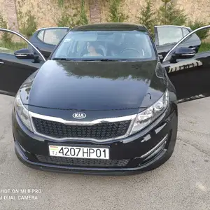 Kia K5, 2011