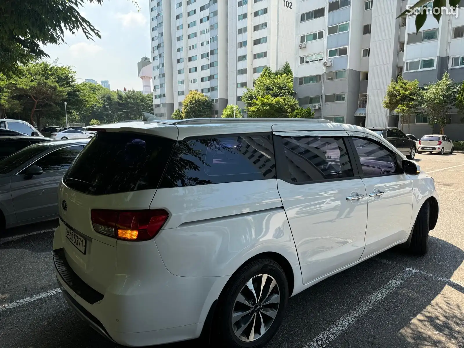 Kia Carnival, 2014-3