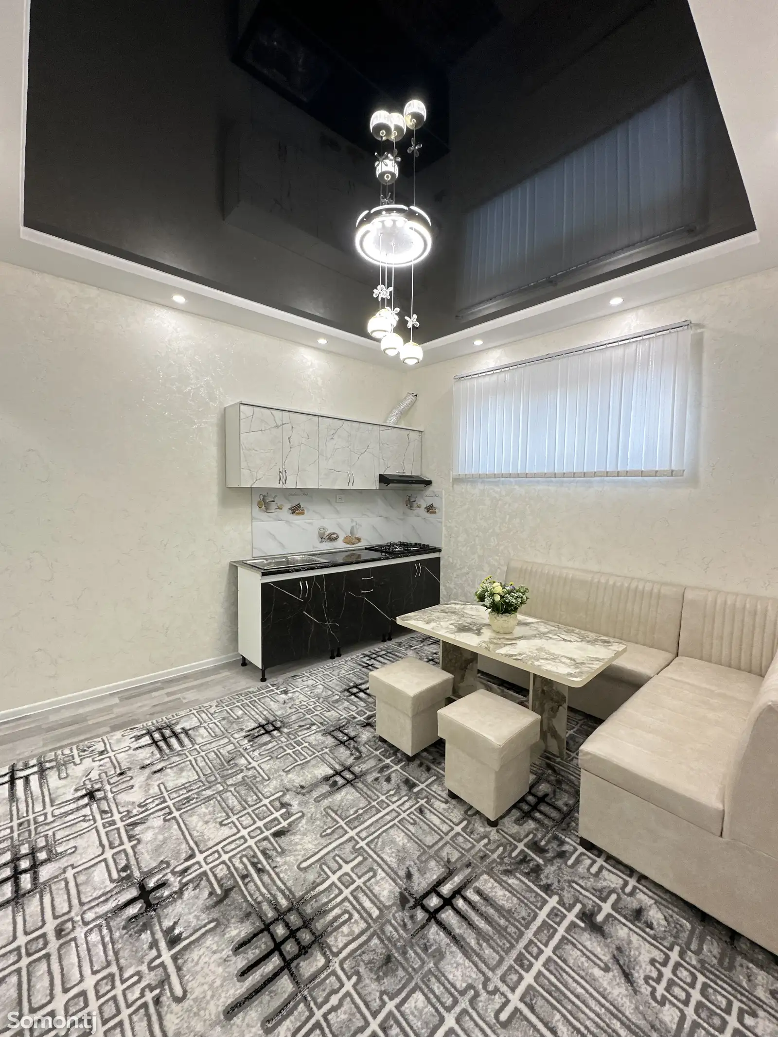 2-комн. квартира, Цокольный этаж, 40 м², 8 мкр-9