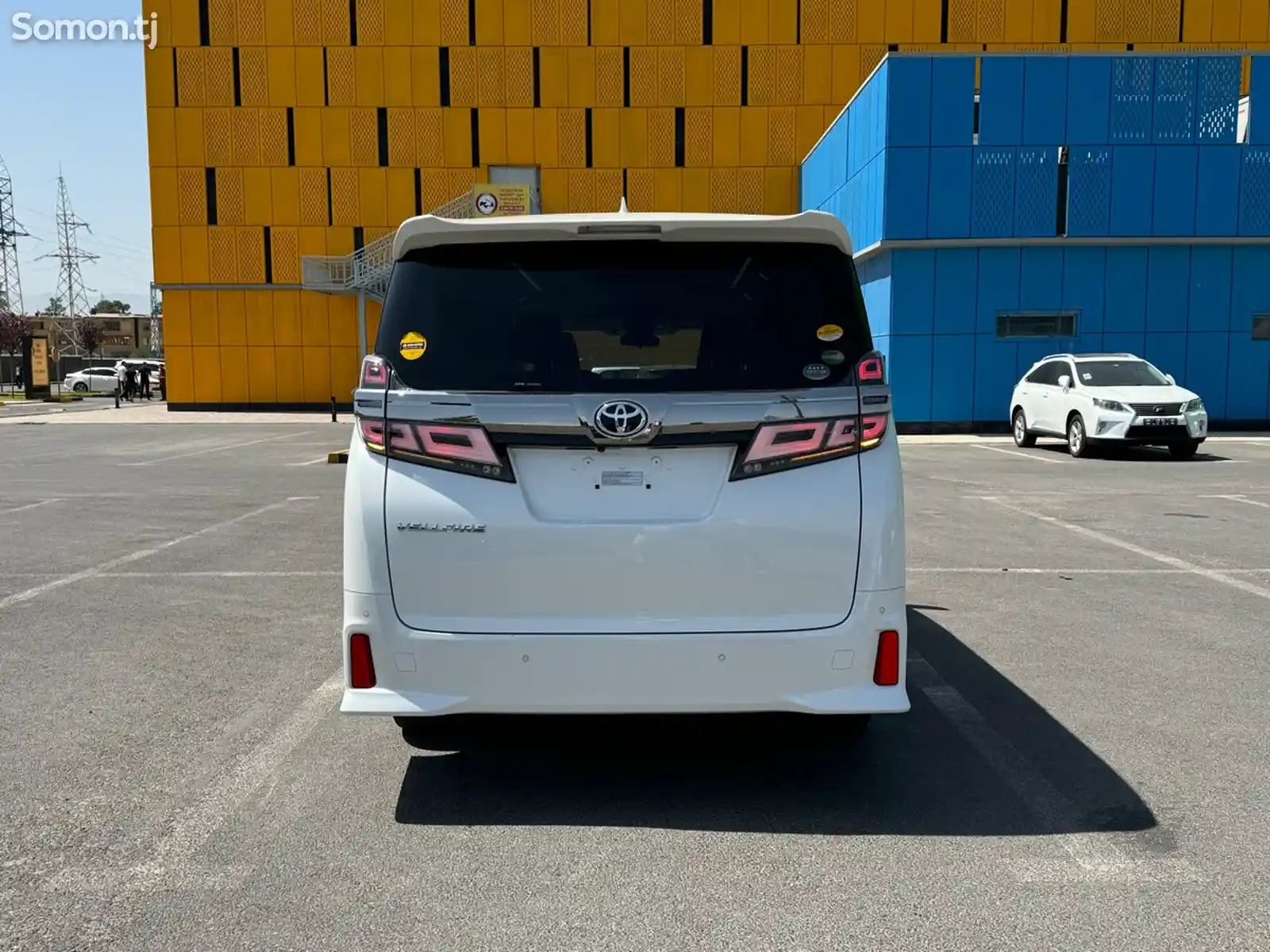 Toyota Vellfire, 2018-6