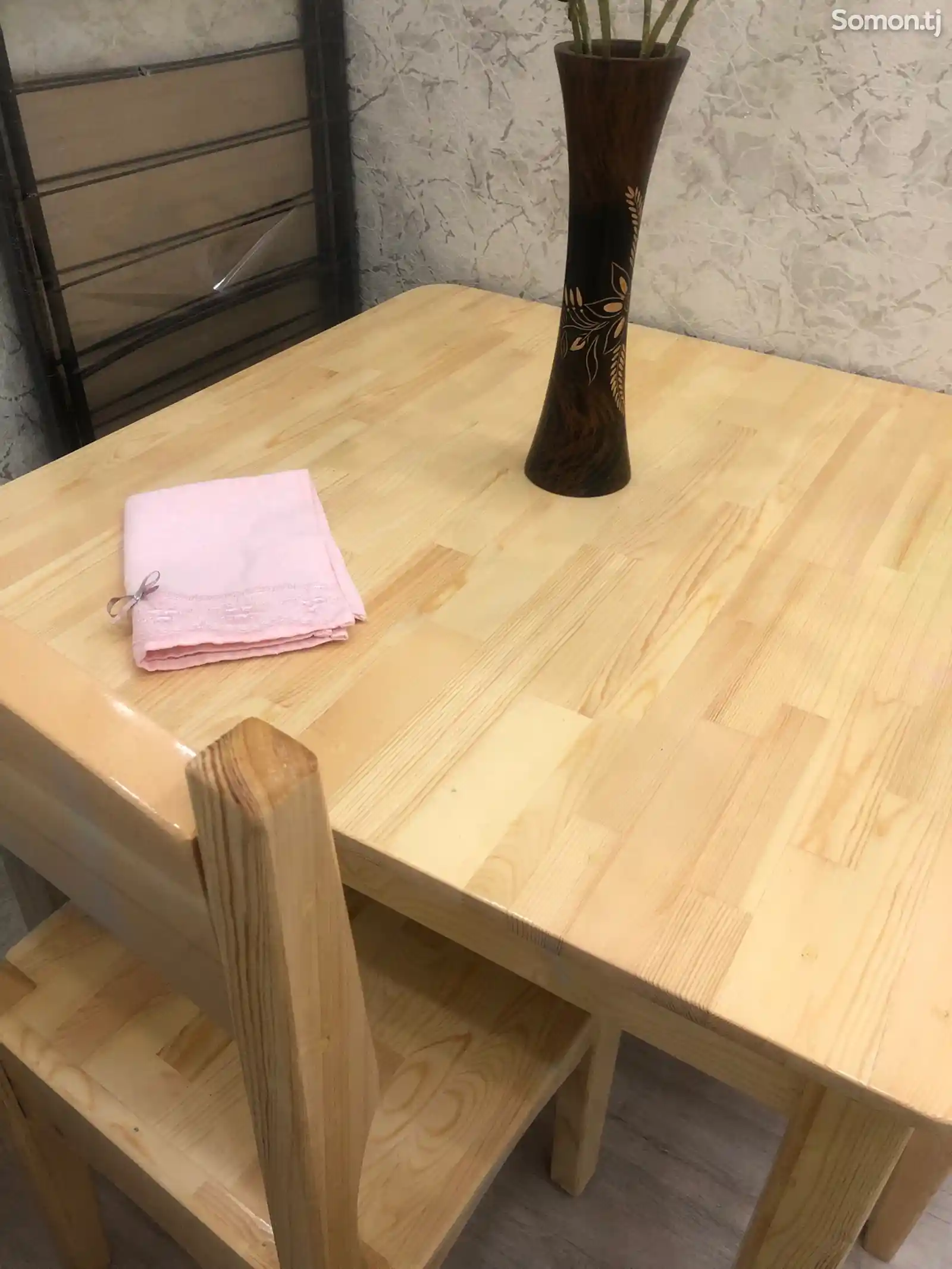 Деревянный стол и стулья-7
