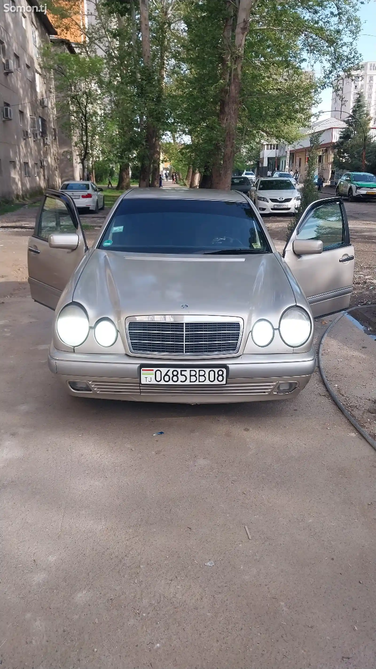 Mercedes-Benz E class, 1998-1