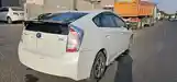 Toyota Prius, 2015-7