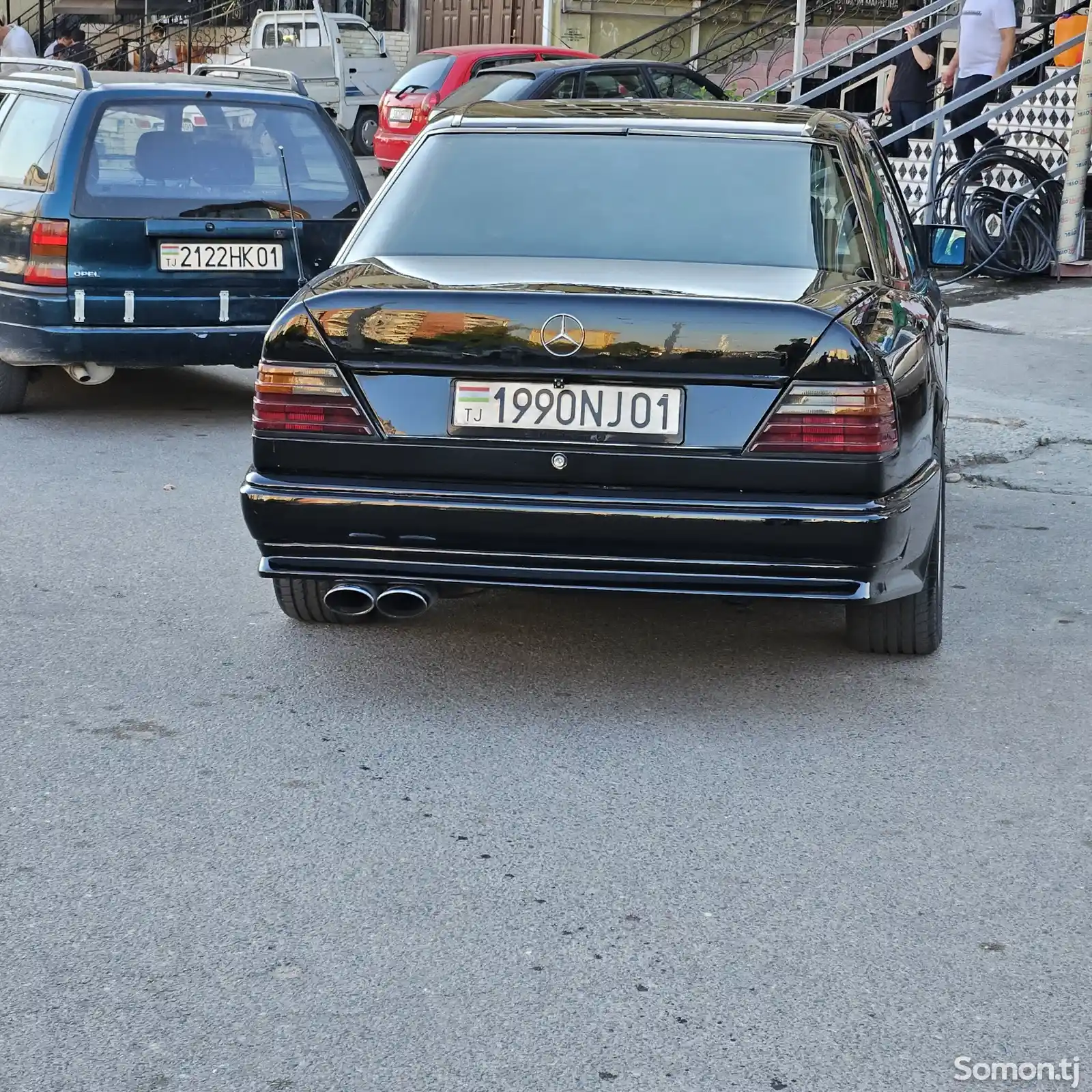 Mercedes-Benz W124, 1990-4