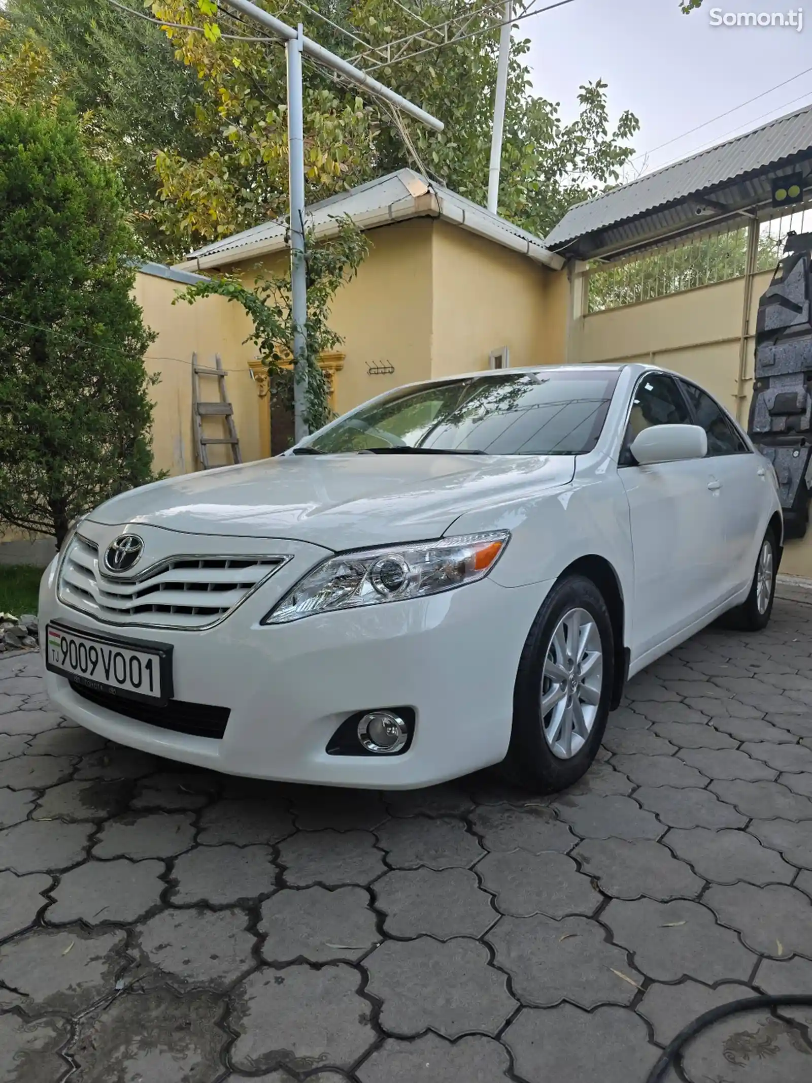 Toyota Camry, 2011-1