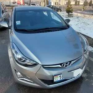 Hyundai Avante, 2015