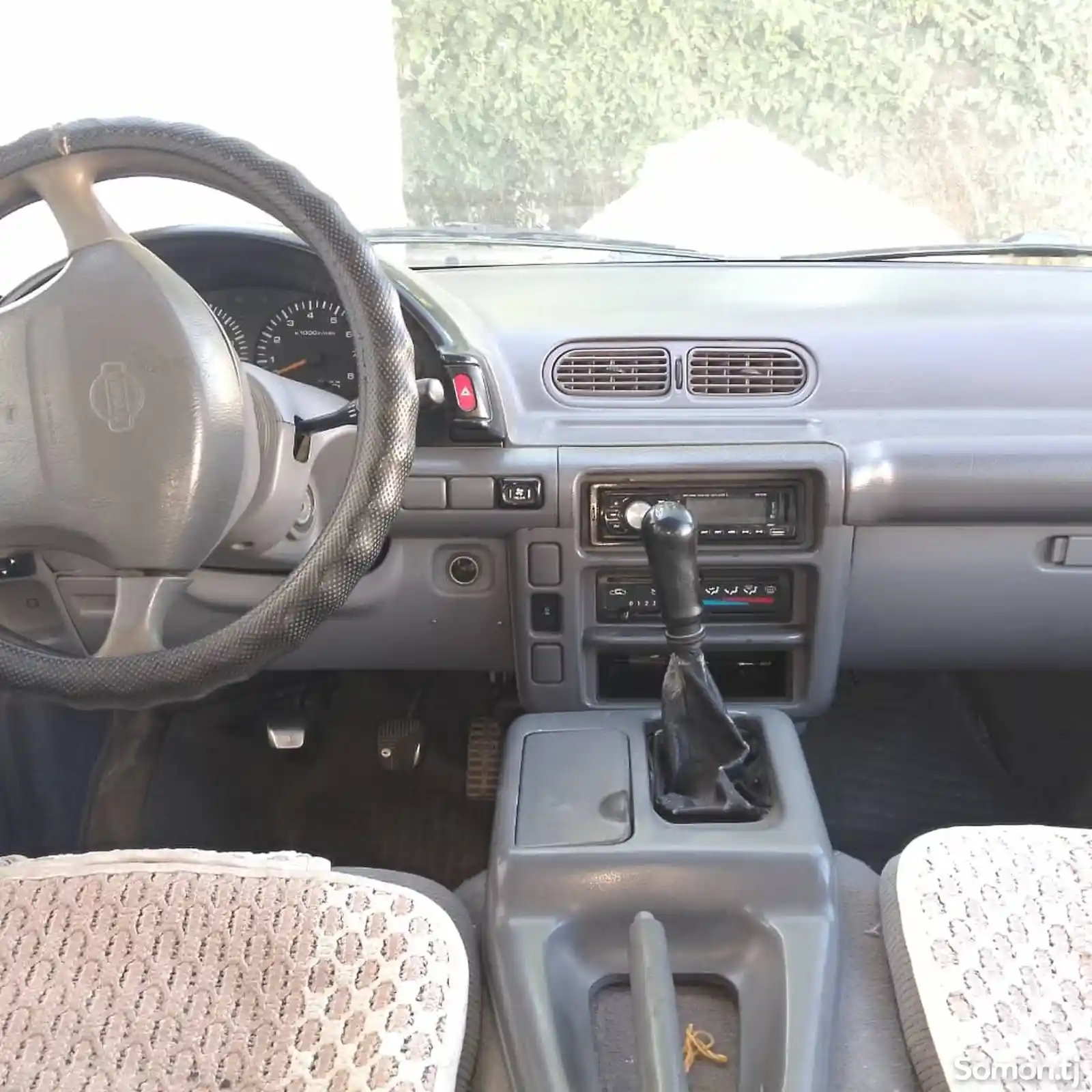 Nissan Serena, 1996-8