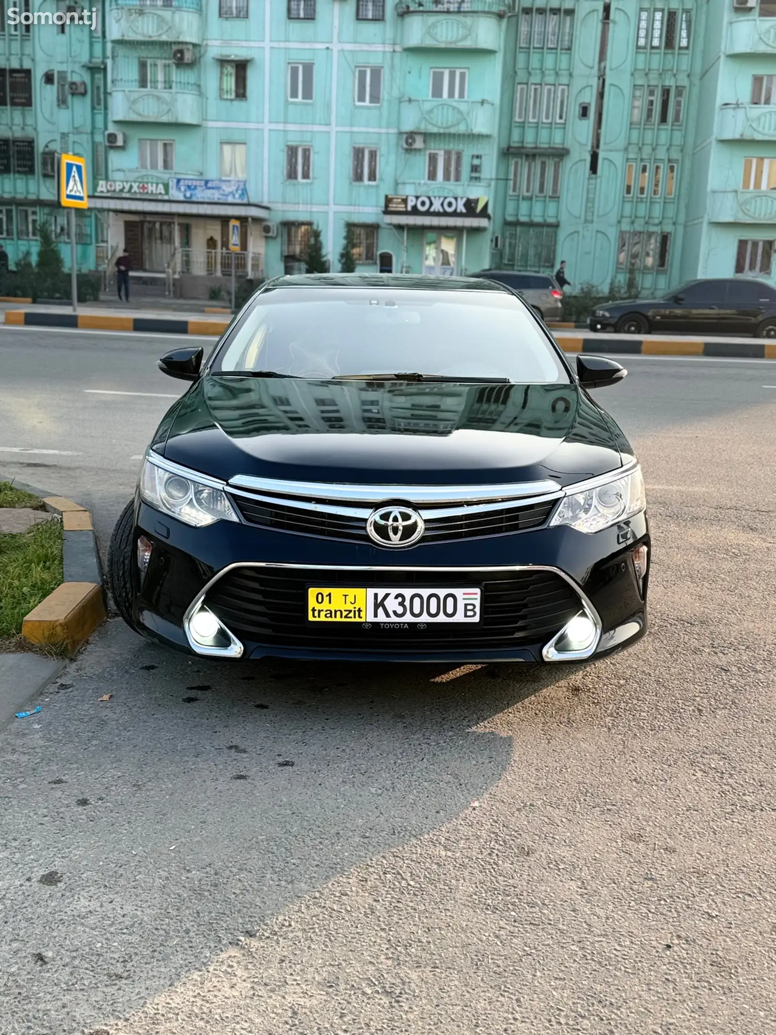 Toyota Camry, 2016-1