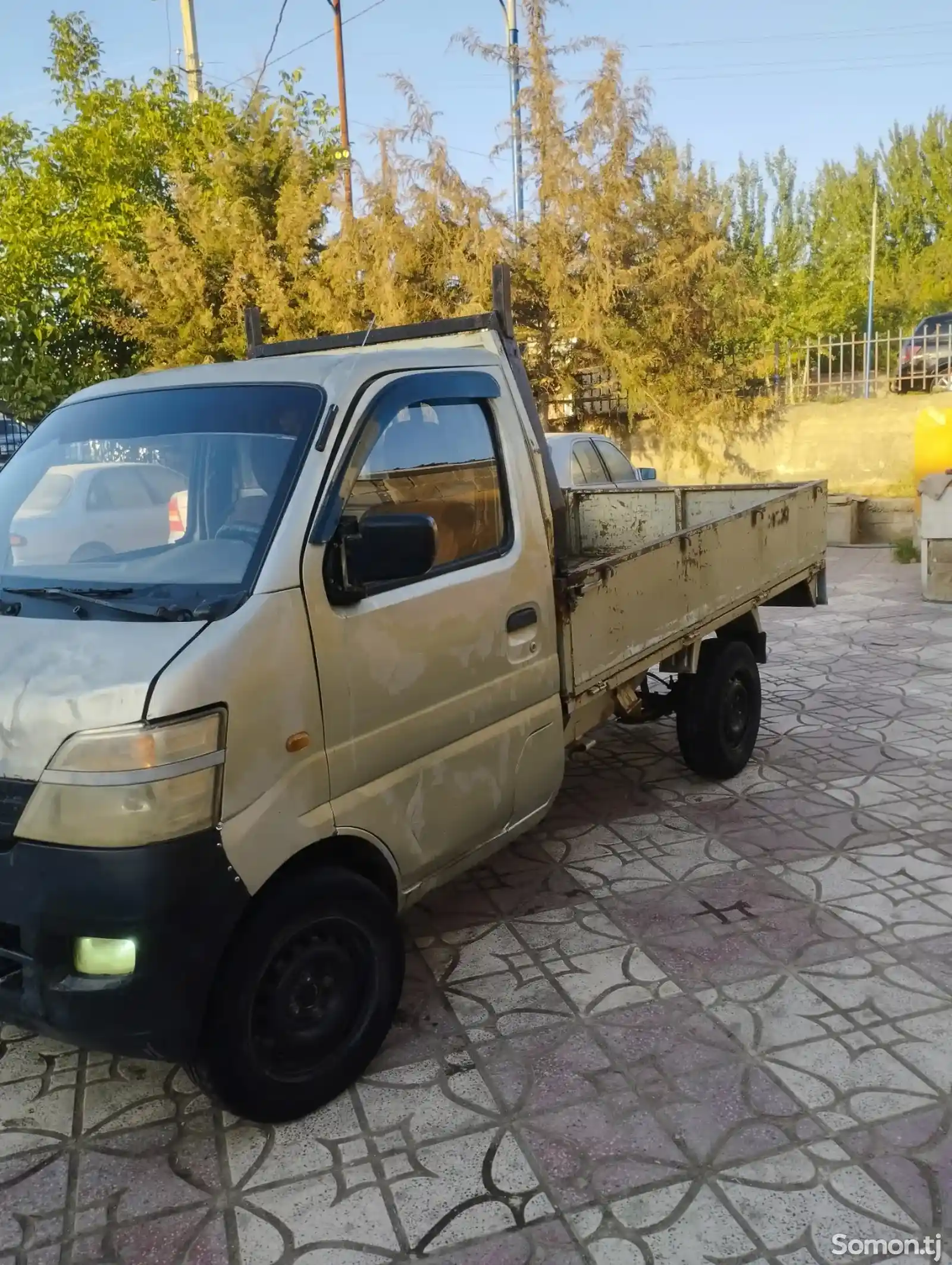 Бортовой автомобиль-2