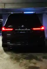 BMW X7, 2021-10