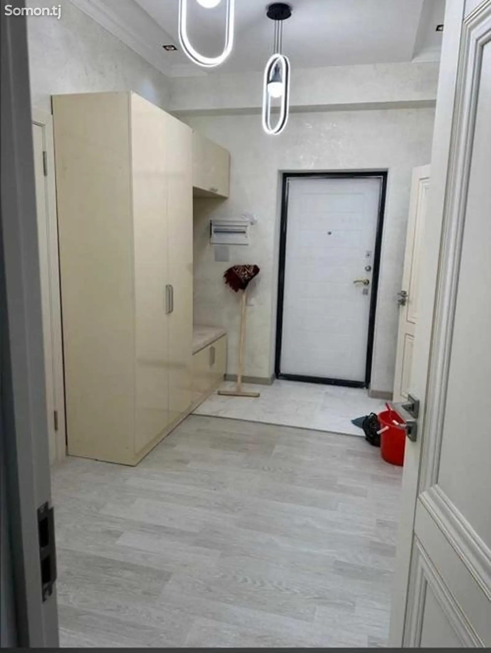 2-комн. квартира, 12 этаж, 70м², Цирк-1