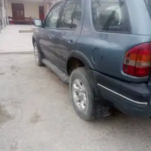 Opel Frontera, 2000