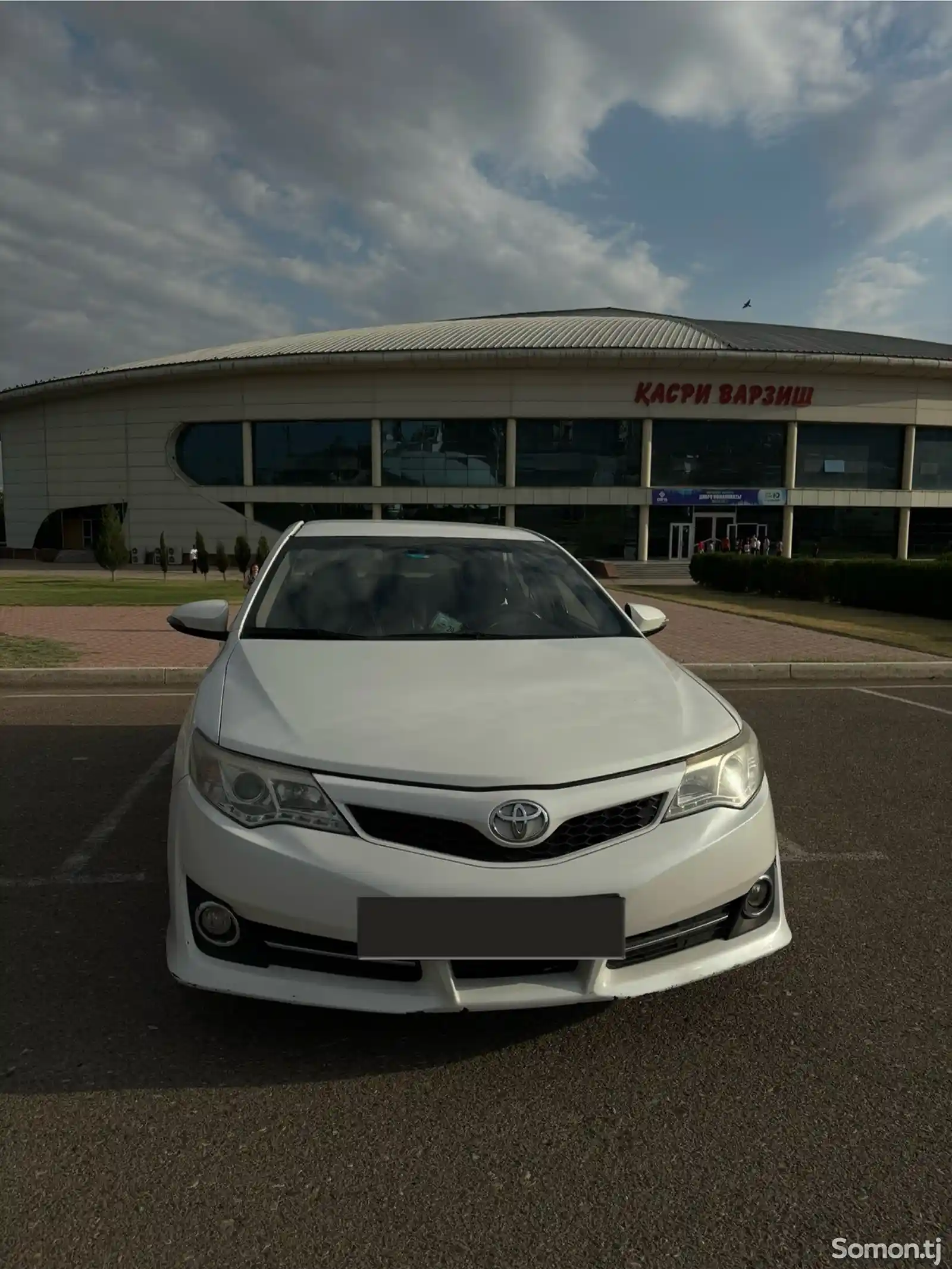 Toyota Camry, 2012-1