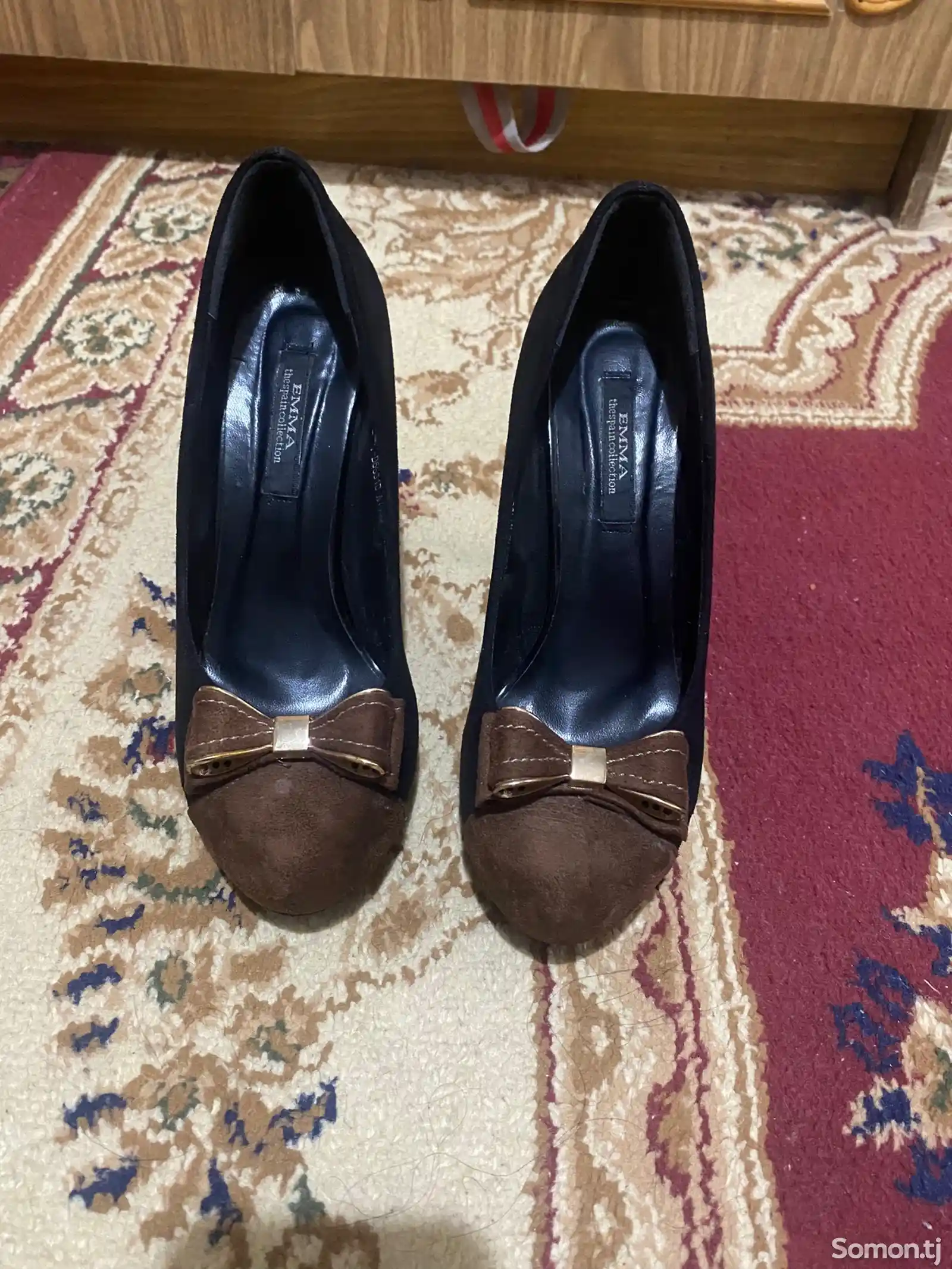 Женские замшевые туфли-1