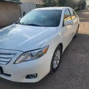 Toyota Camry, 2010