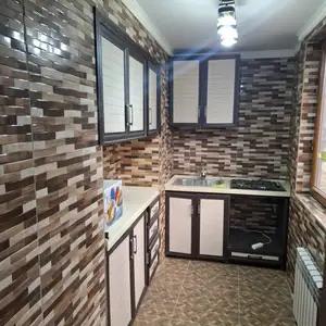 3-комн. квартира, Цокольный этаж, 65 м², Сино