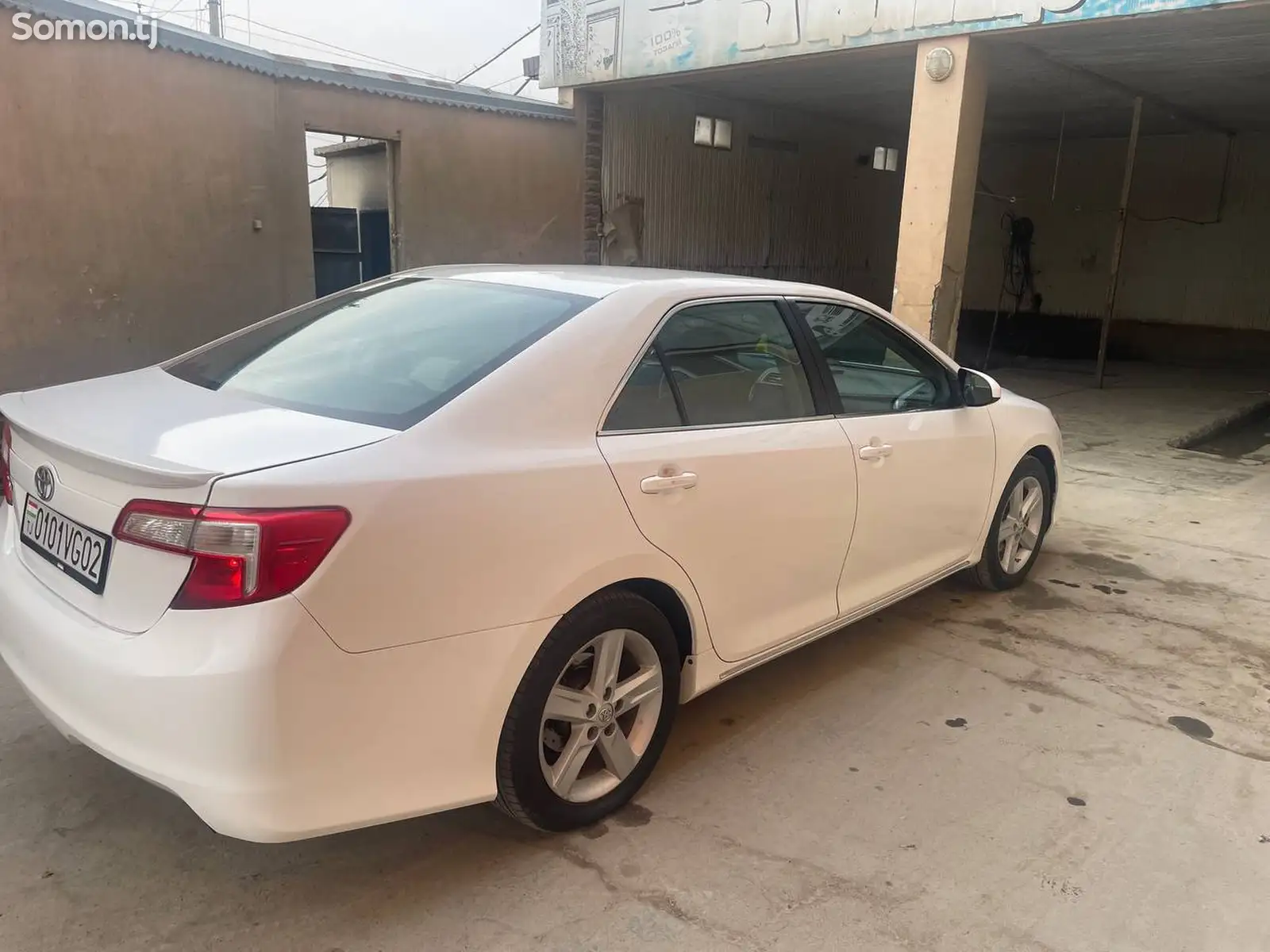 Toyota Camry, 2014-1