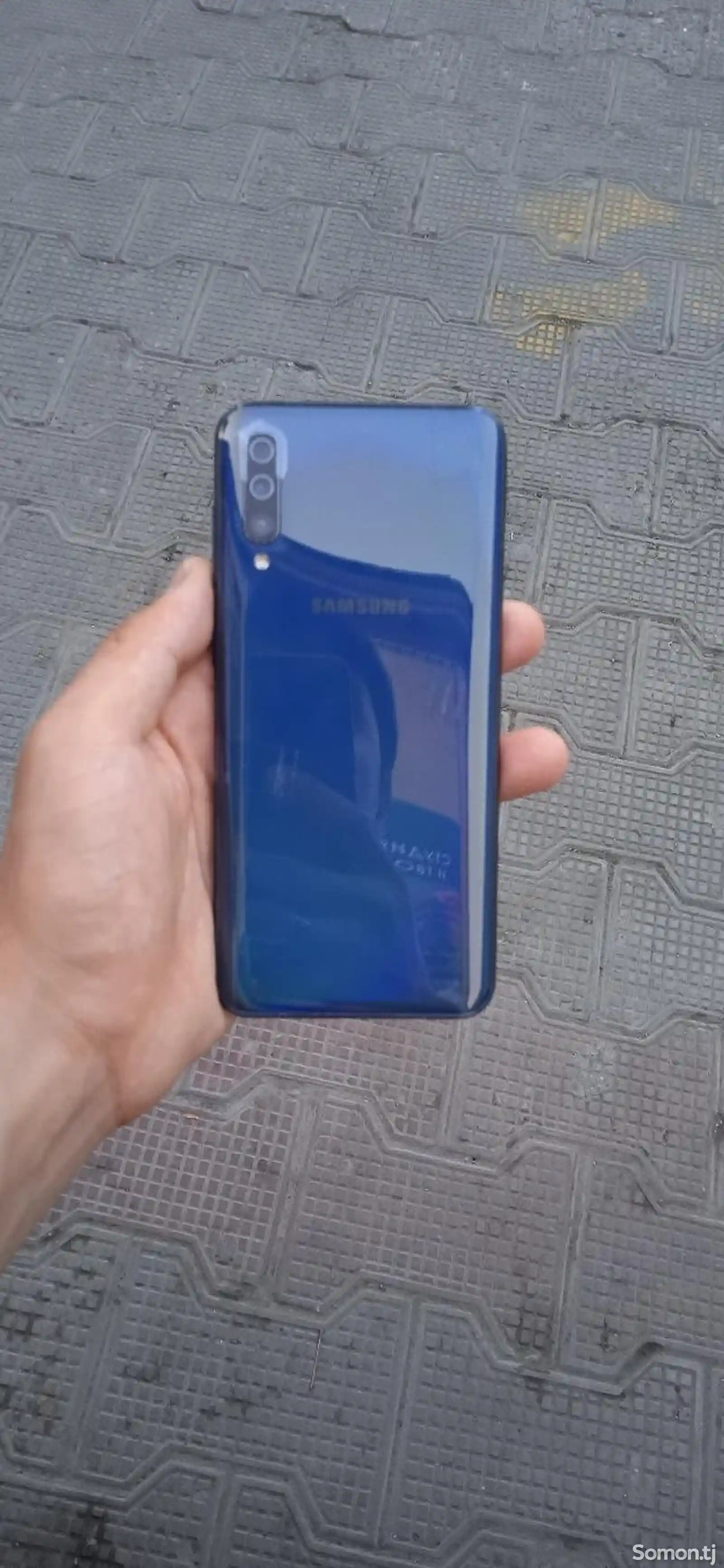 Samsung Galaxy A50-1