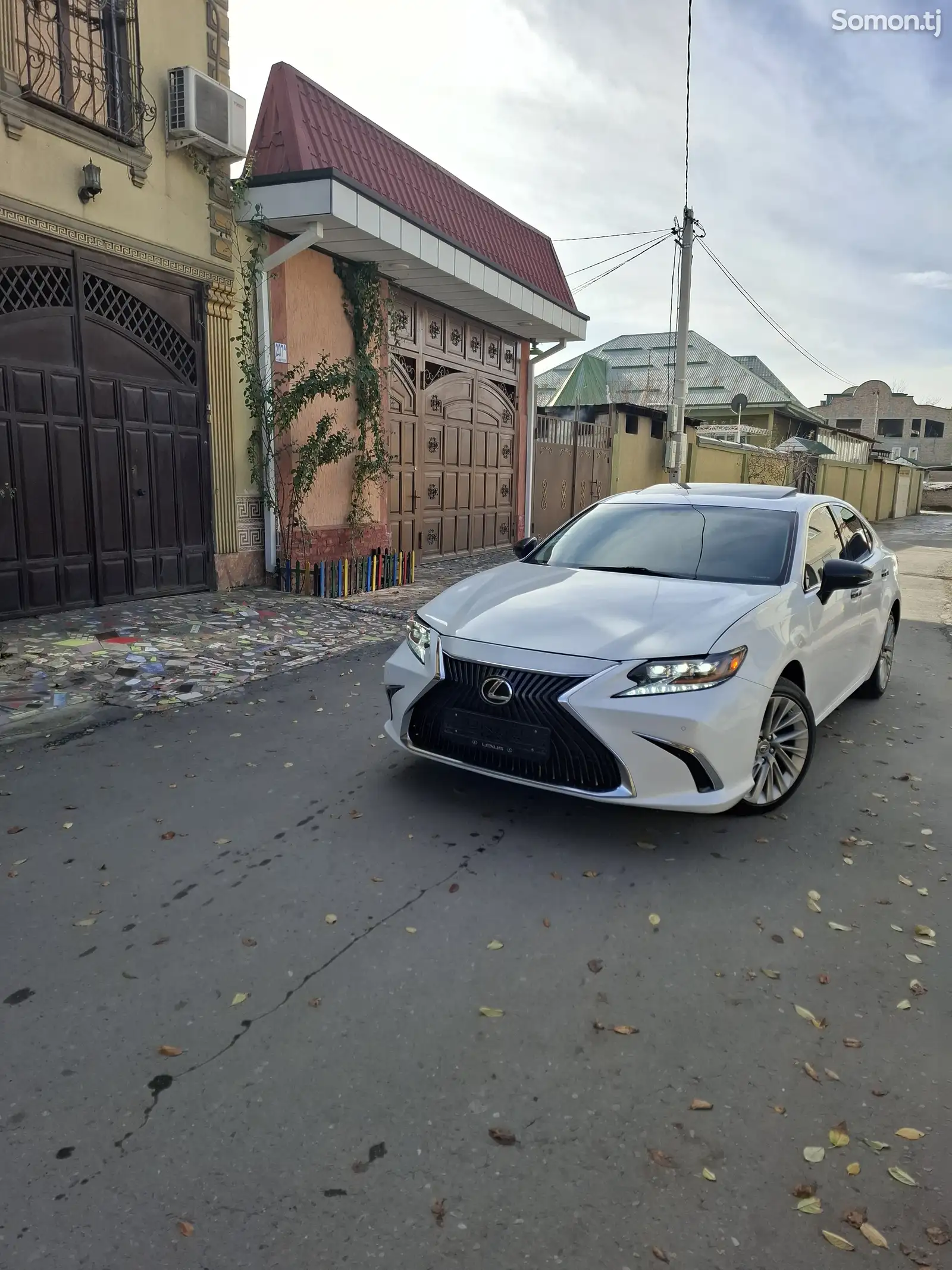 Lexus ES series, 2015-1