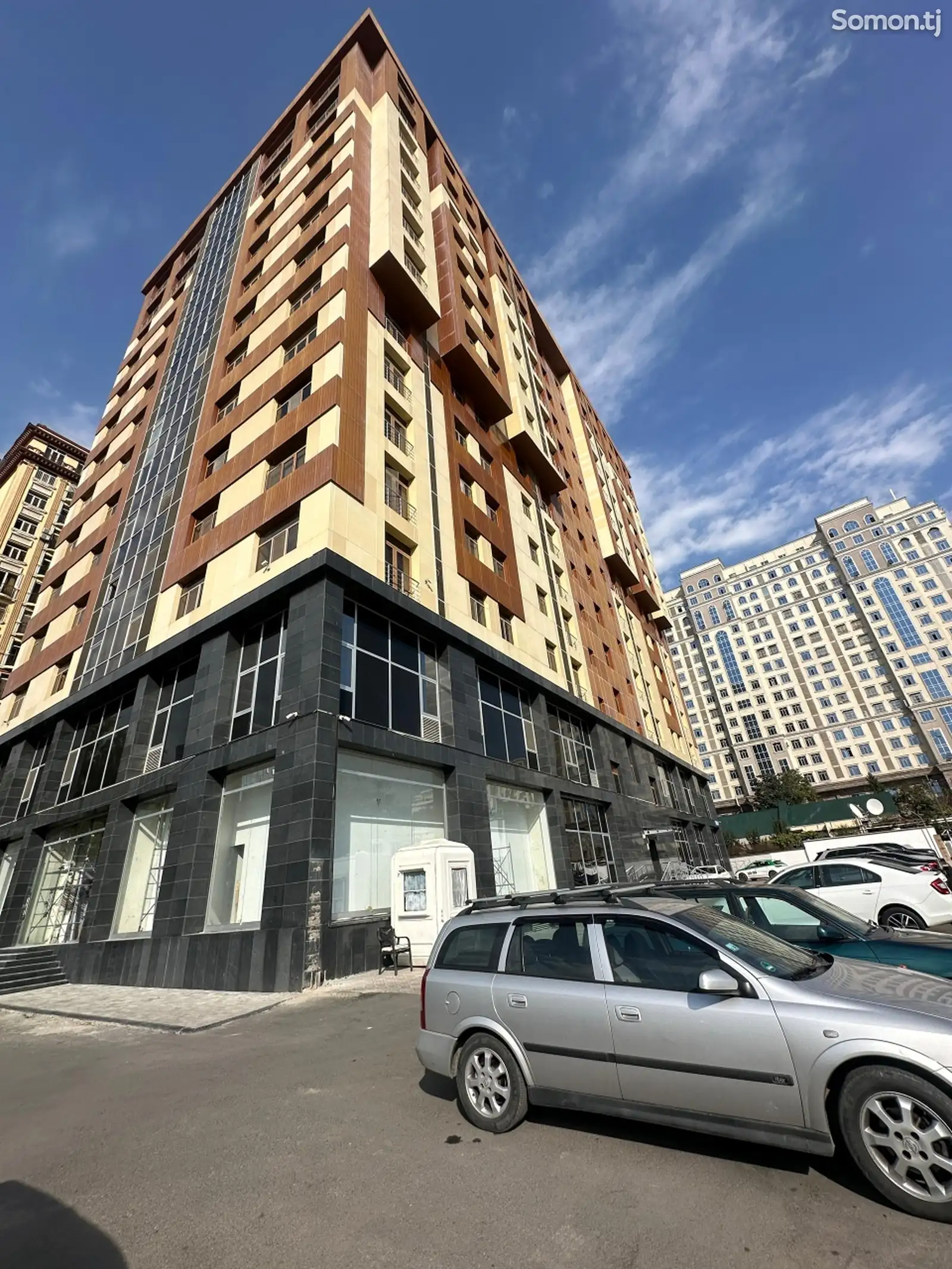 2-комн. квартира, 9 этаж, 71 м², Исмоили Сомони парламент-2