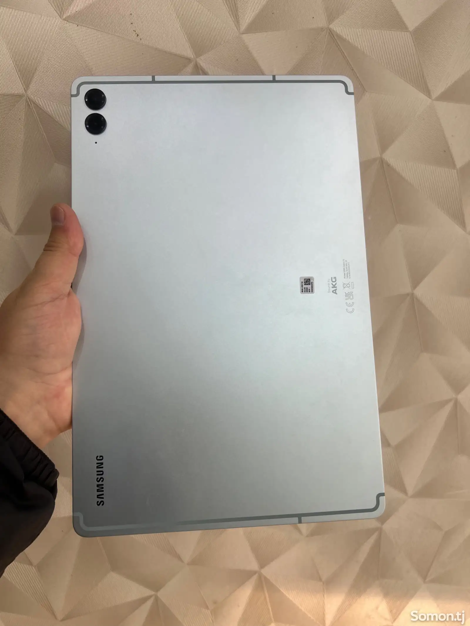 Планшет Samsung Galaxy Tab S9 FE+ LTE-1