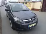 Opel Zafira, 2010-3