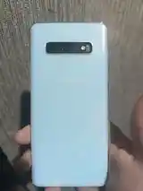 Samsung Galaxy S10+-2