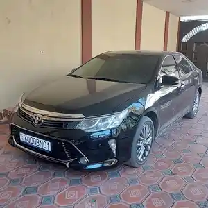 Toyota Camry, 2015