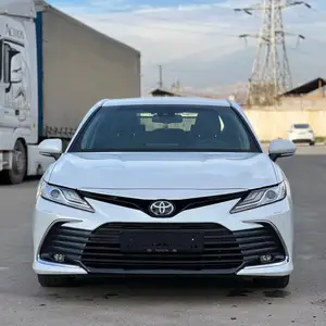 Toyota Camry, 2022