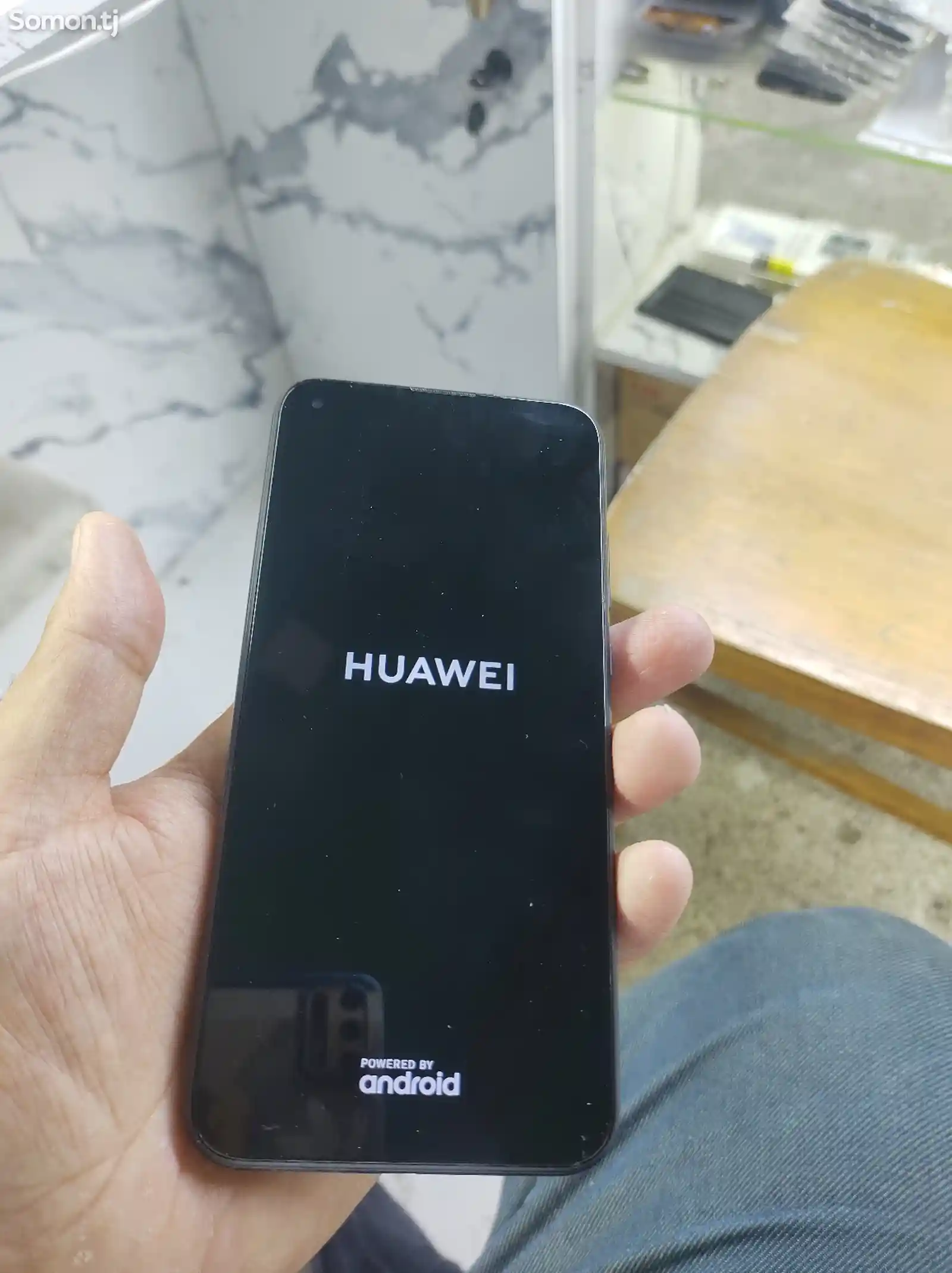 Huawei Y7p-2