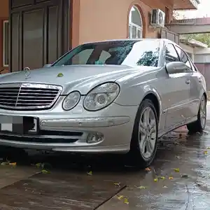 Mercedes-Benz E class, 2004