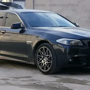 BMW 5 series, 2013