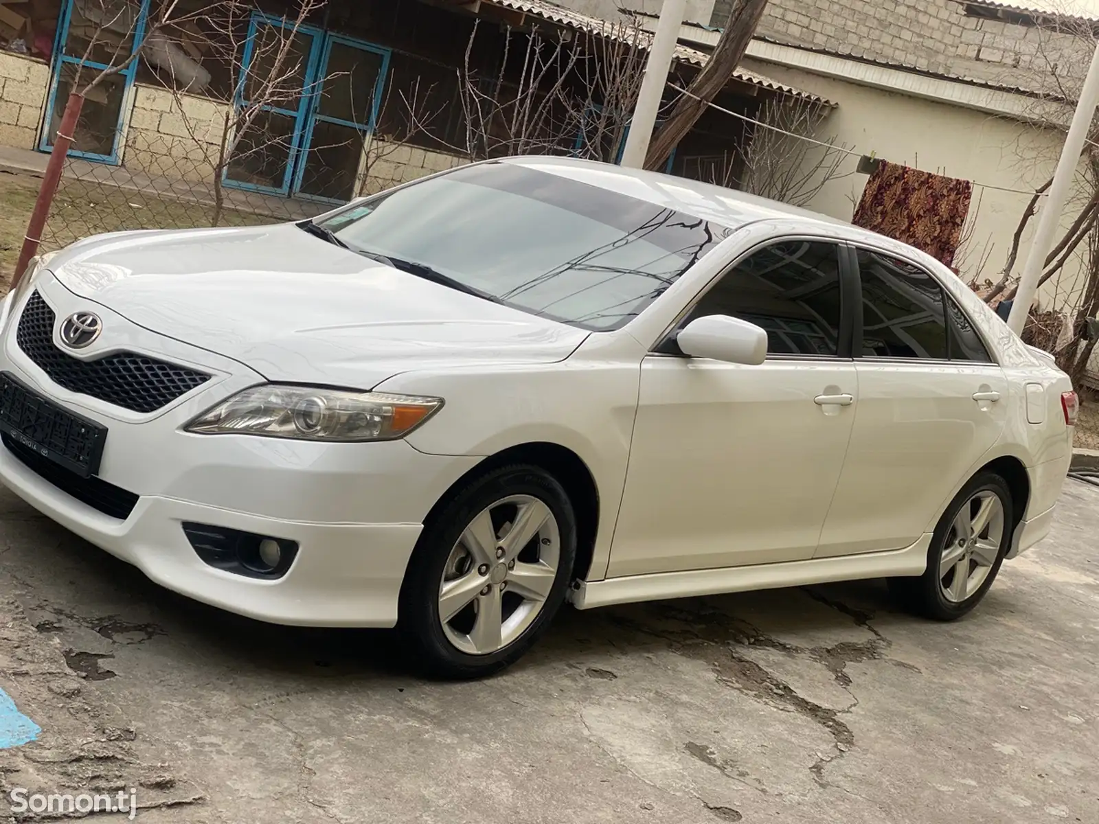 Toyota Camry, 2011-1