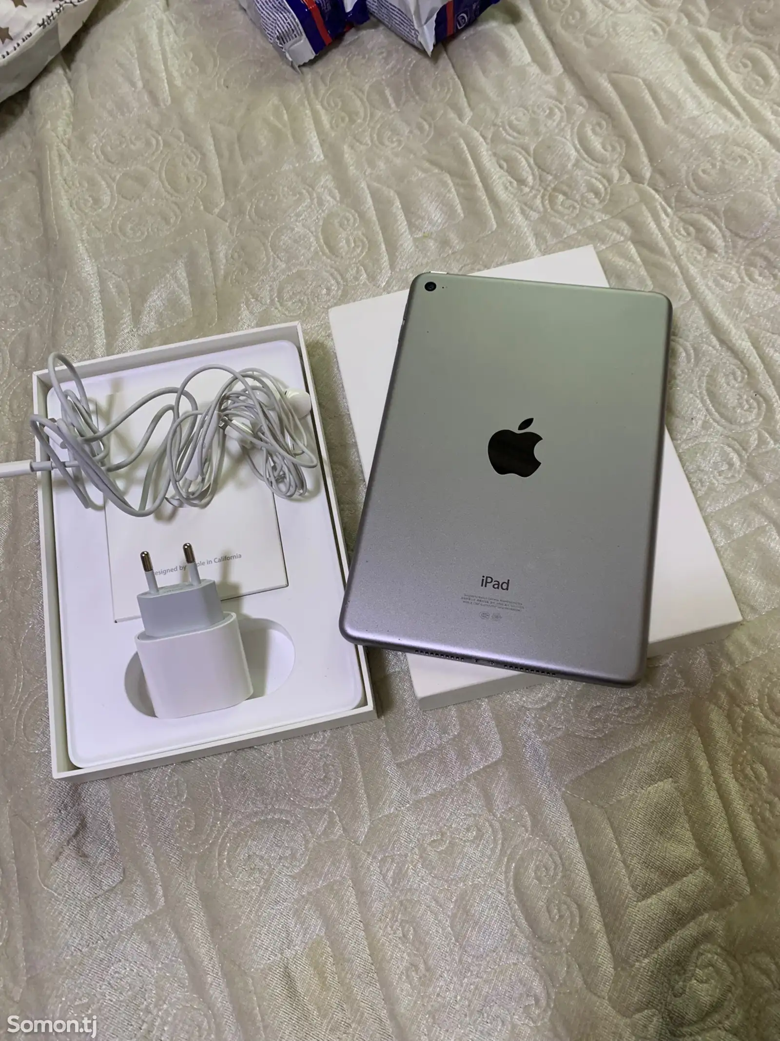 Планшет Apple iPad 4 mini 128gb-1