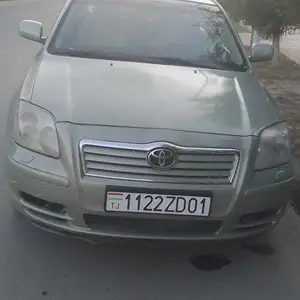 Toyota Avensis, 2005