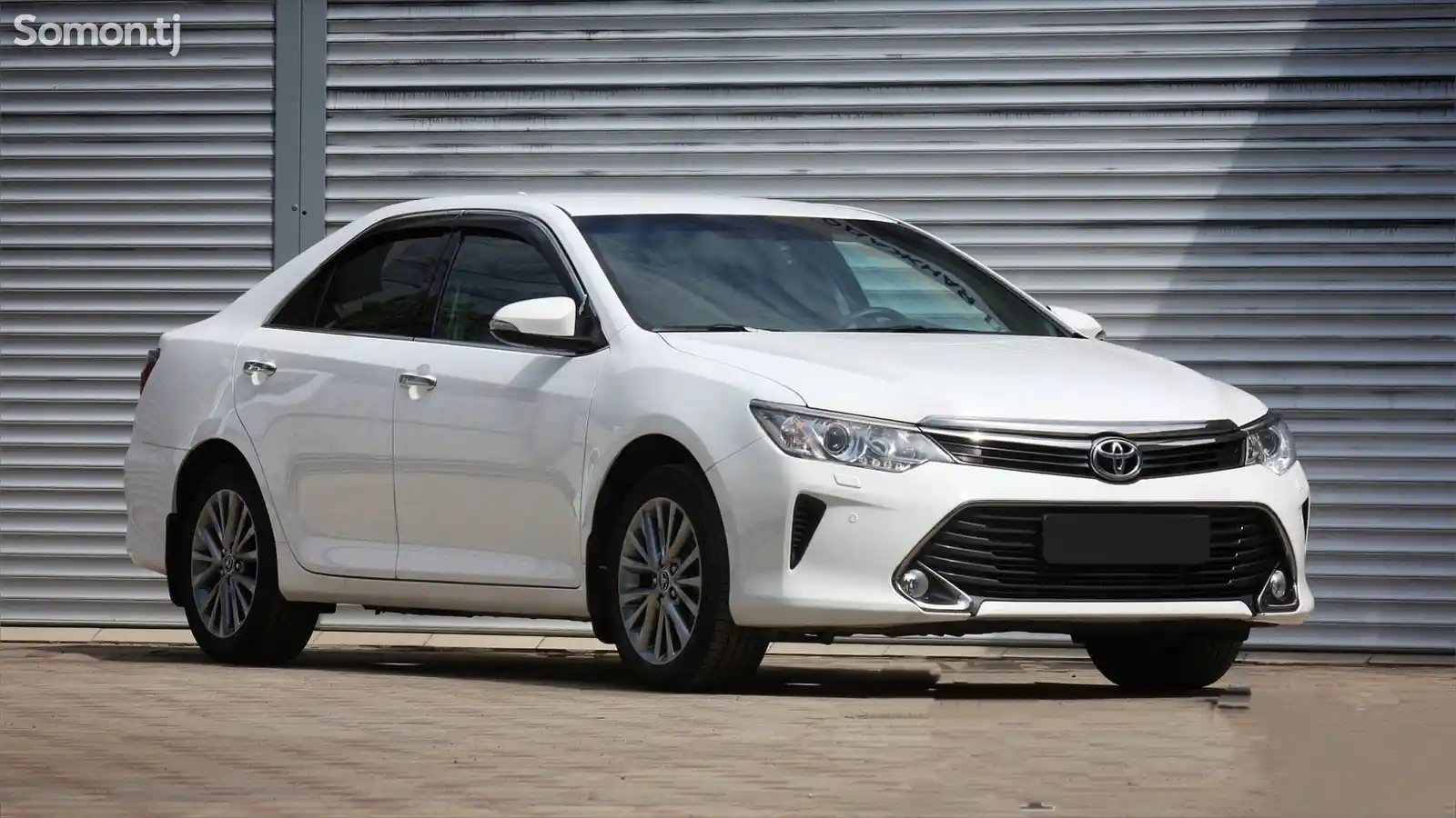 Toyota Camry, 2015-7