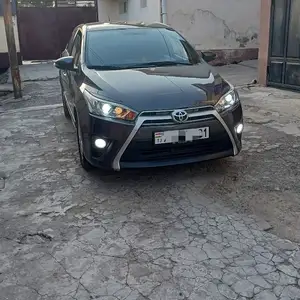 Toyota Yaris, 2015