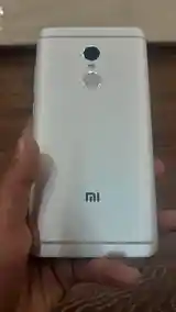 Телефон Xiaomi-2