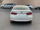 Toyota Camry, 2017-4